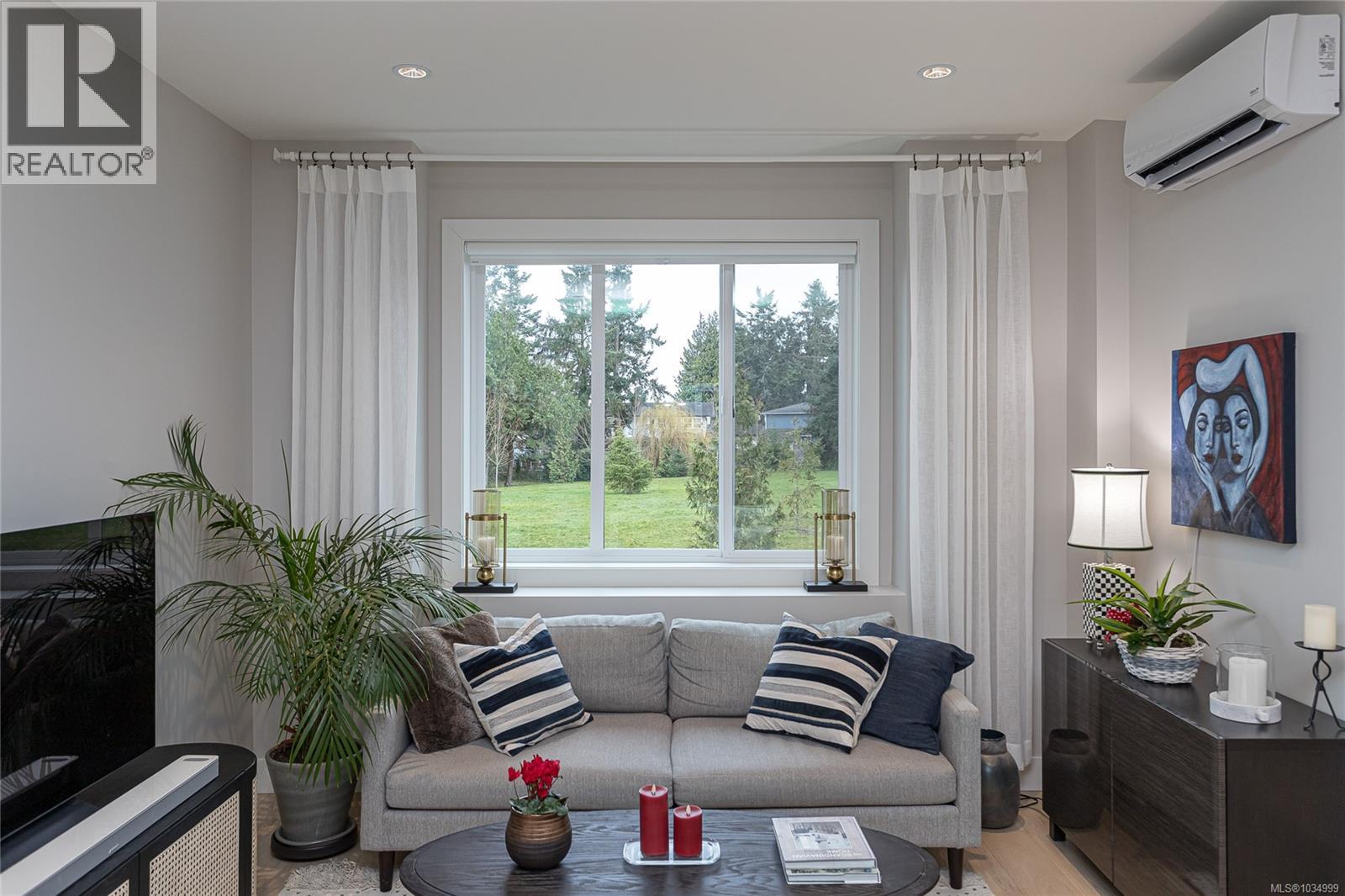 13 10480 Resthaven Dr, Sidney, British Columbia  V8L 3H7 - Photo 2 - 1034999