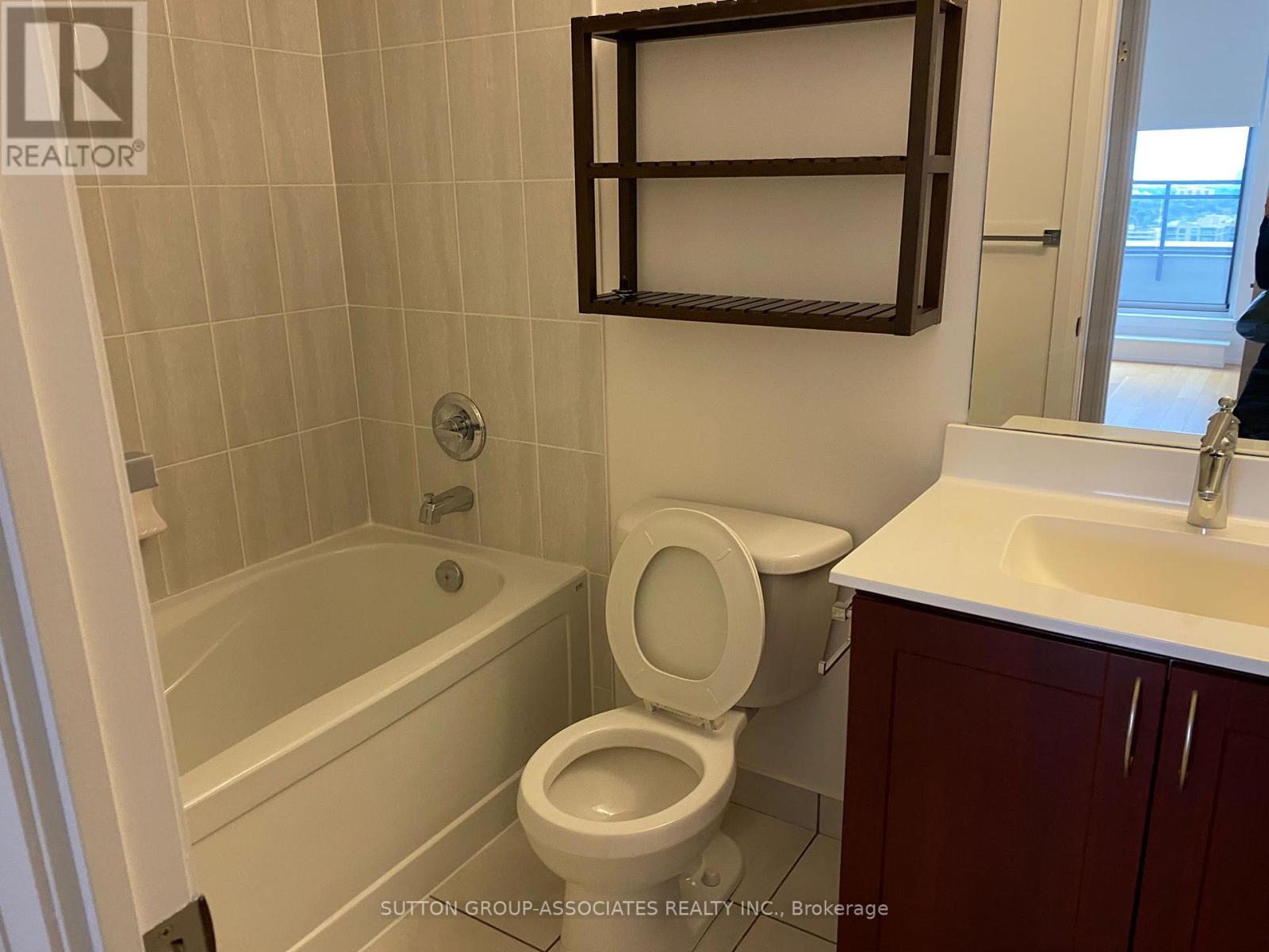 Ph8 - 1 De Boers Drive, Toronto, Ontario  M3J 0G6 - Photo 17 - W13139988