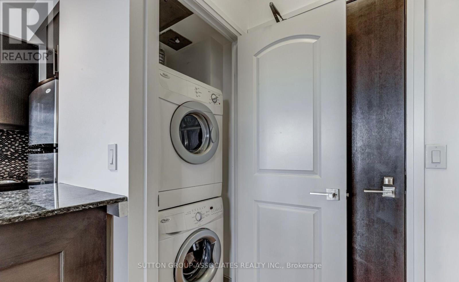 Ph8 - 1 De Boers Drive, Toronto, Ontario  M3J 0G6 - Photo 18 - W13139988