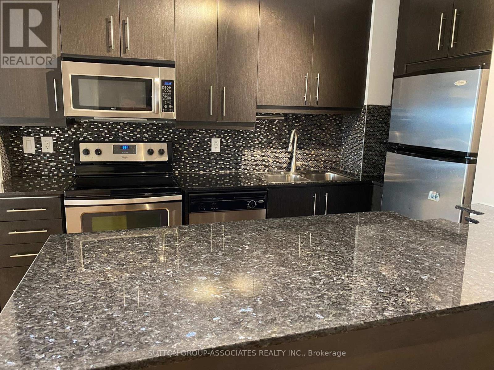 Ph8 - 1 De Boers Drive, Toronto, Ontario  M3J 0G6 - Photo 5 - W13139988
