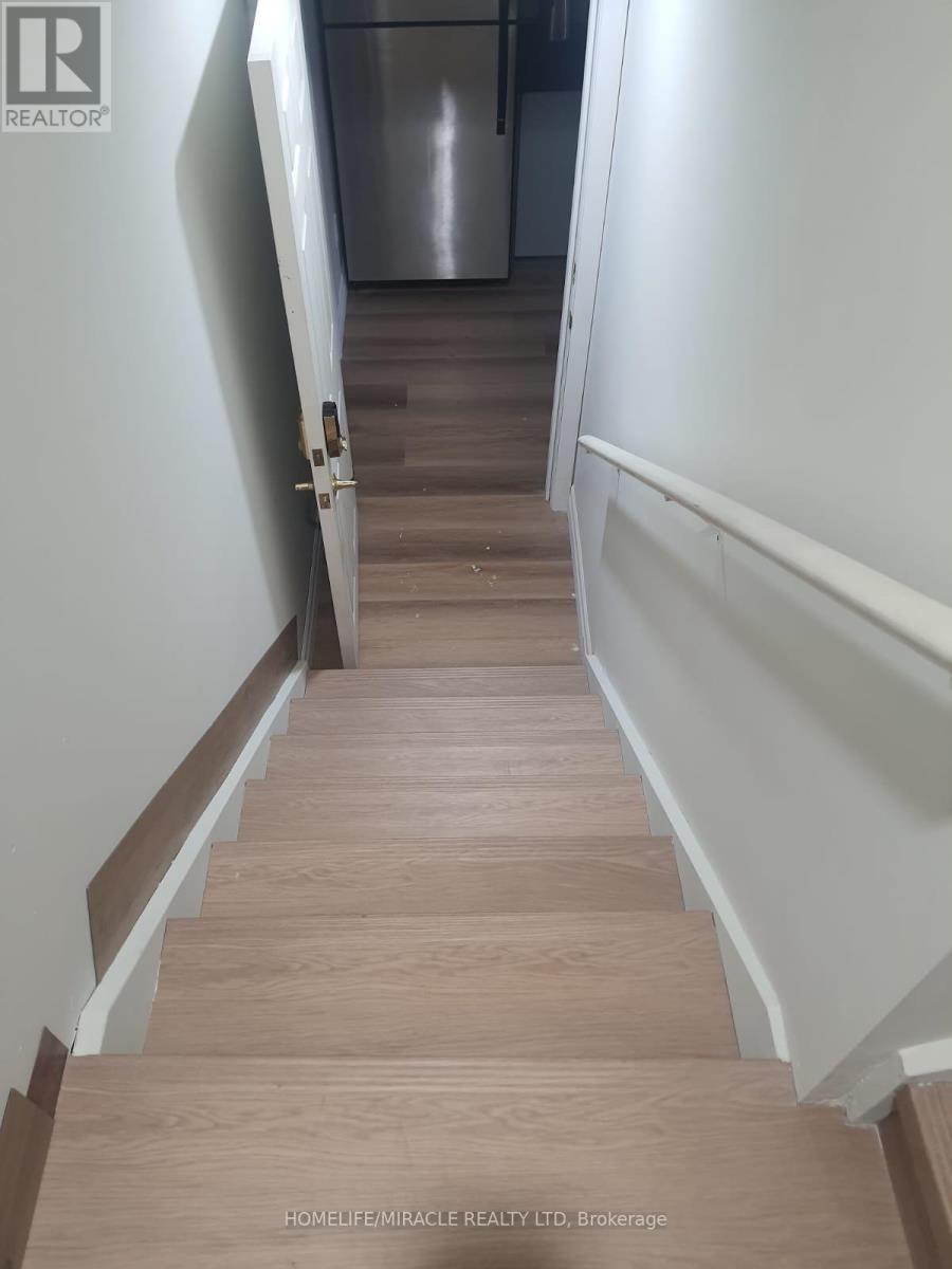 7 Garland Avenue, Cambridge, Ontario  N1T 0E7 - Photo 2 - X13139974