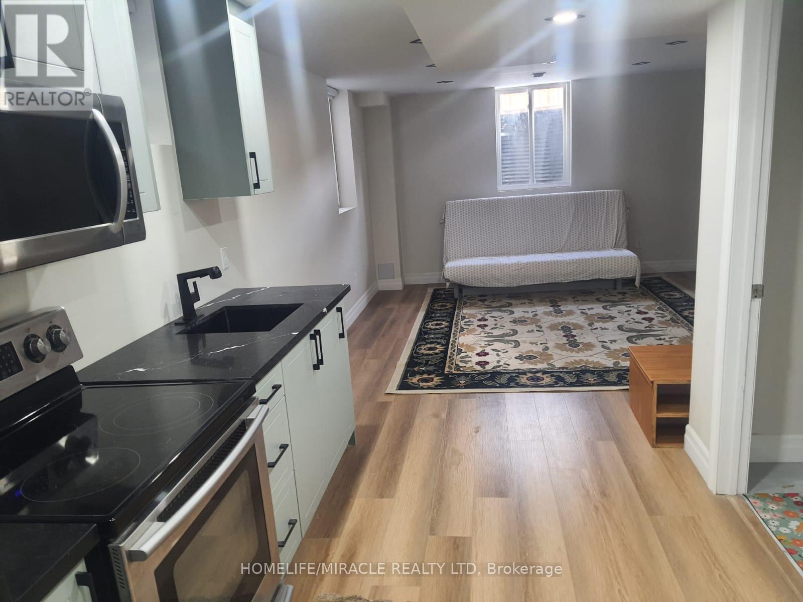7 Garland Avenue, Cambridge, Ontario  N1T 0E7 - Photo 3 - X13139974