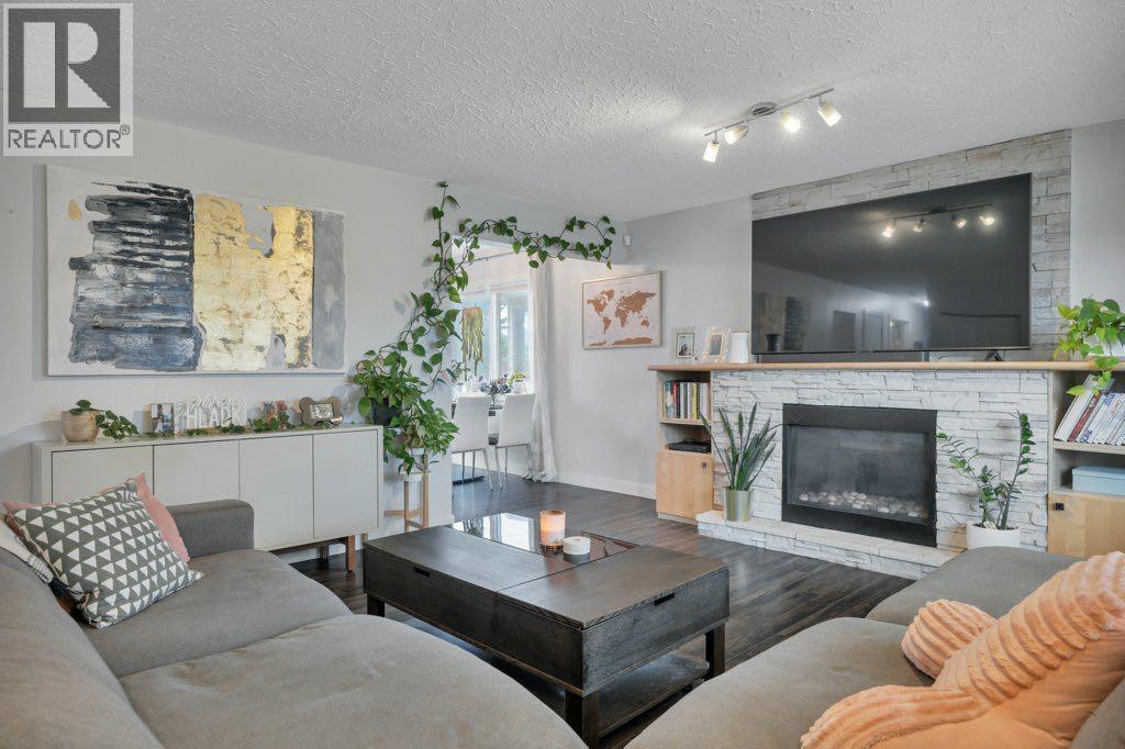 7715 73 Avenue NW, Edmonton, Alberta  T6C 0C4 - Photo 5 - A2302958