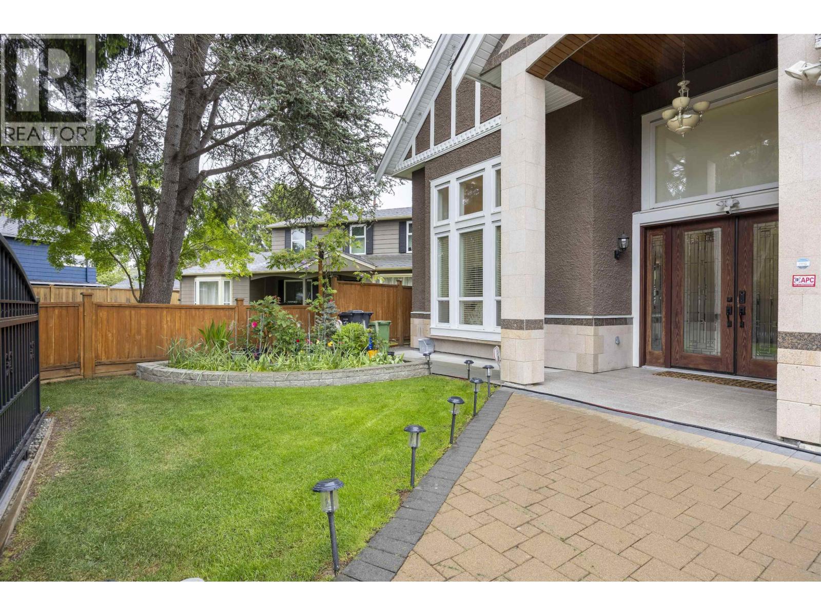 6280 Mara Court, Richmond, British Columbia  V7C 2P9 - Photo 2 - R3123617