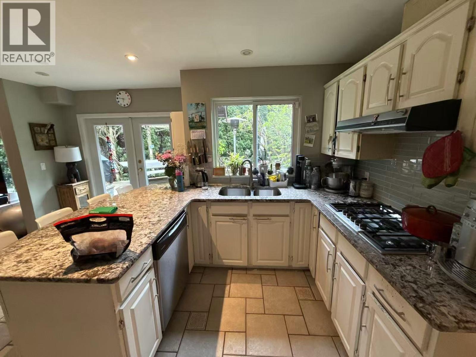 5355 The Terrace, West Vancouver, British Columbia  V7V 1M7 - Photo 7 - R3114496