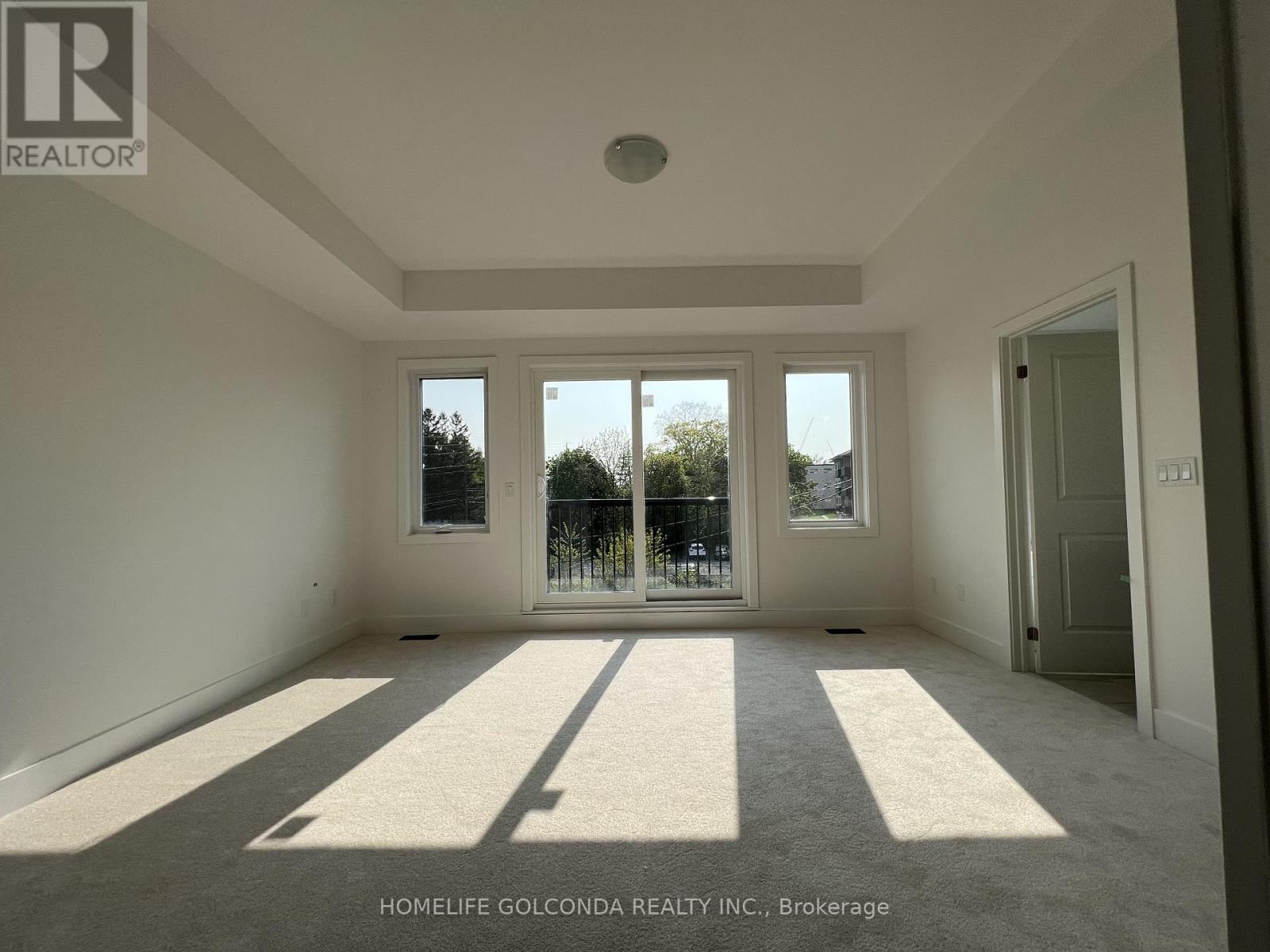 8 Sobczak Drive, Whitby, Ontario  L1N 0N3 - Photo 7 - E13140012