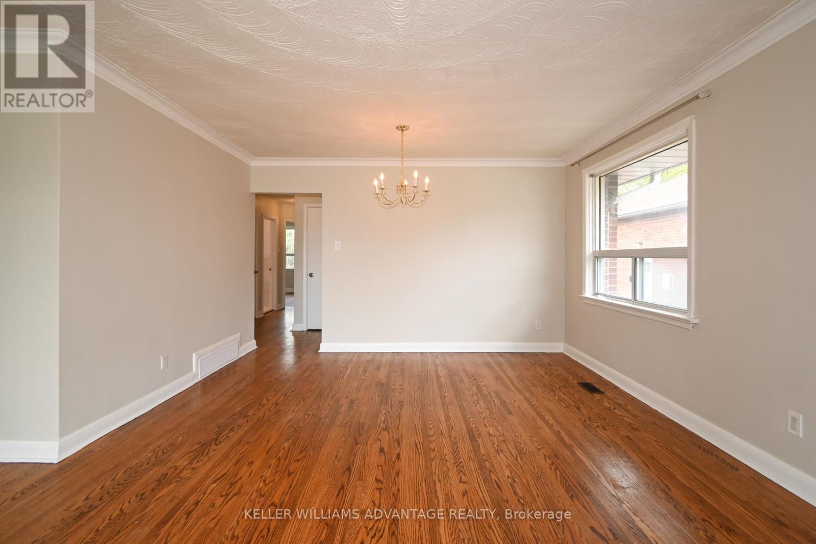 Main - 88 Wexford Boulevard, Toronto, Ontario  M1R 1L6 - Photo 11 - E13081408