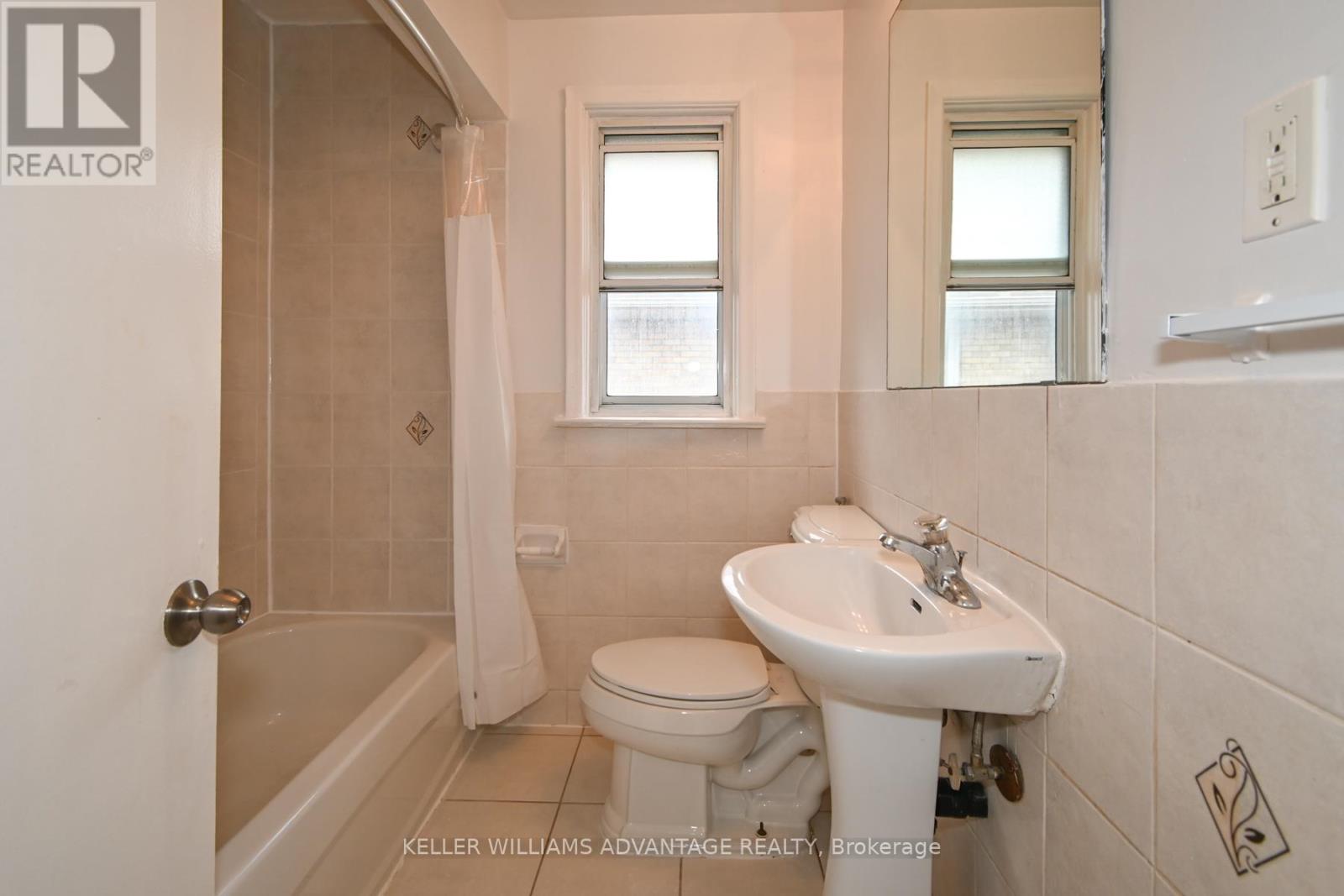 Main - 88 Wexford Boulevard, Toronto, Ontario  M1R 1L6 - Photo 22 - E13081408