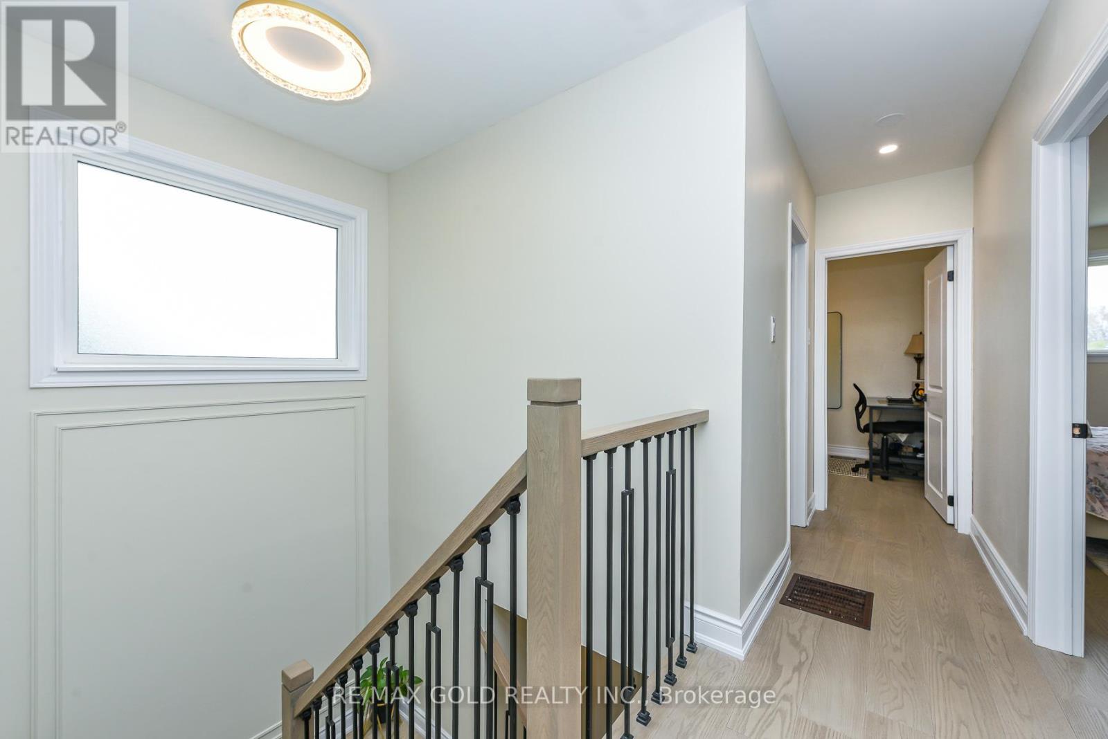 7595 Wrenwood Crescent, Mississauga, Ontario  L4T 2V8 - Photo 15 - W13140020