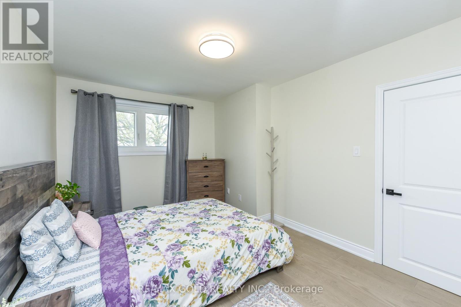7595 Wrenwood Crescent, Mississauga, Ontario  L4T 2V8 - Photo 22 - W13140020