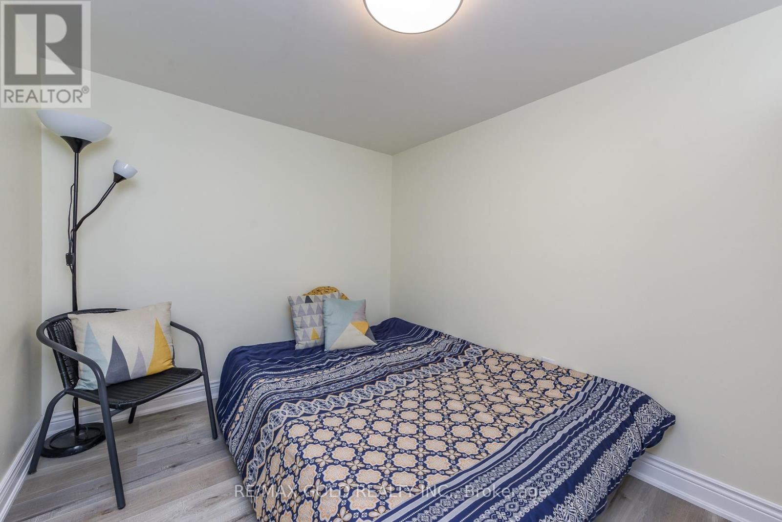 7595 Wrenwood Crescent, Mississauga, Ontario  L4T 2V8 - Photo 32 - W13140020