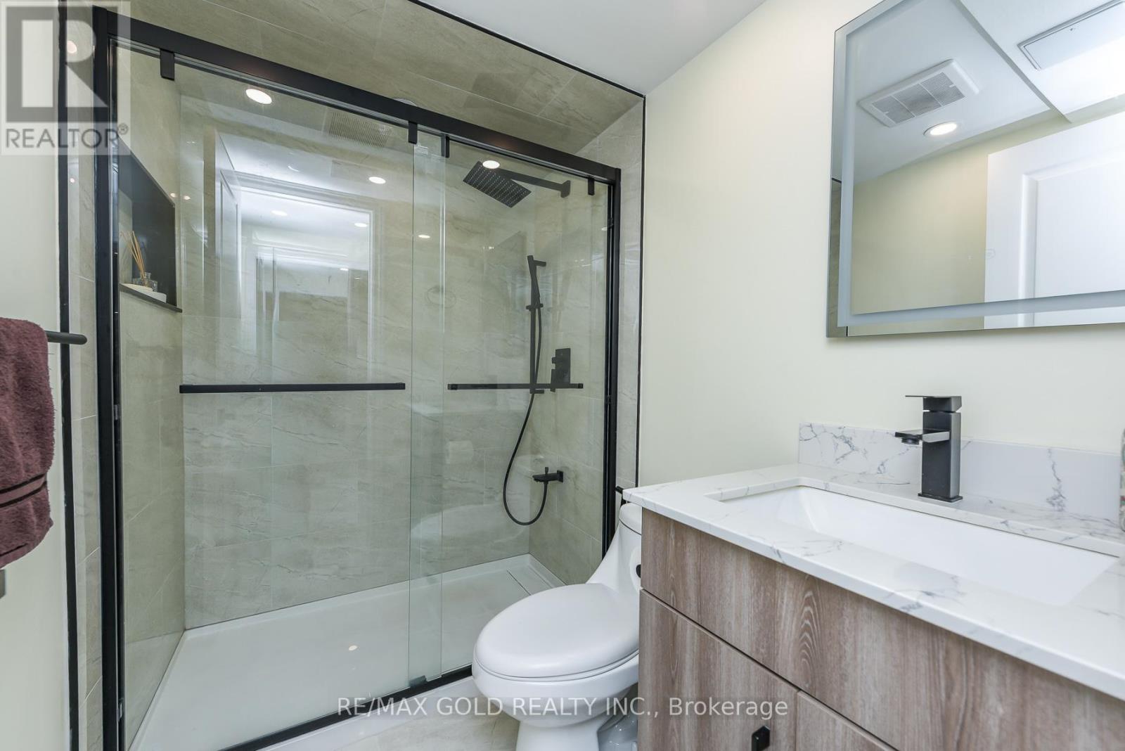 7595 Wrenwood Crescent, Mississauga, Ontario  L4T 2V8 - Photo 36 - W13140020