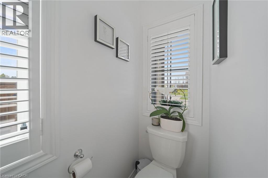 21 Madonna Drive Unit# 16, Hamilton, Ontario  L9H 0H1 - Photo 9 - 40829606