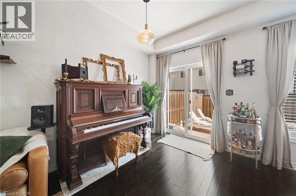 21 Madonna Drive Unit# 16, Hamilton, Ontario  L9H 0H1 - Photo 16 - 40829606