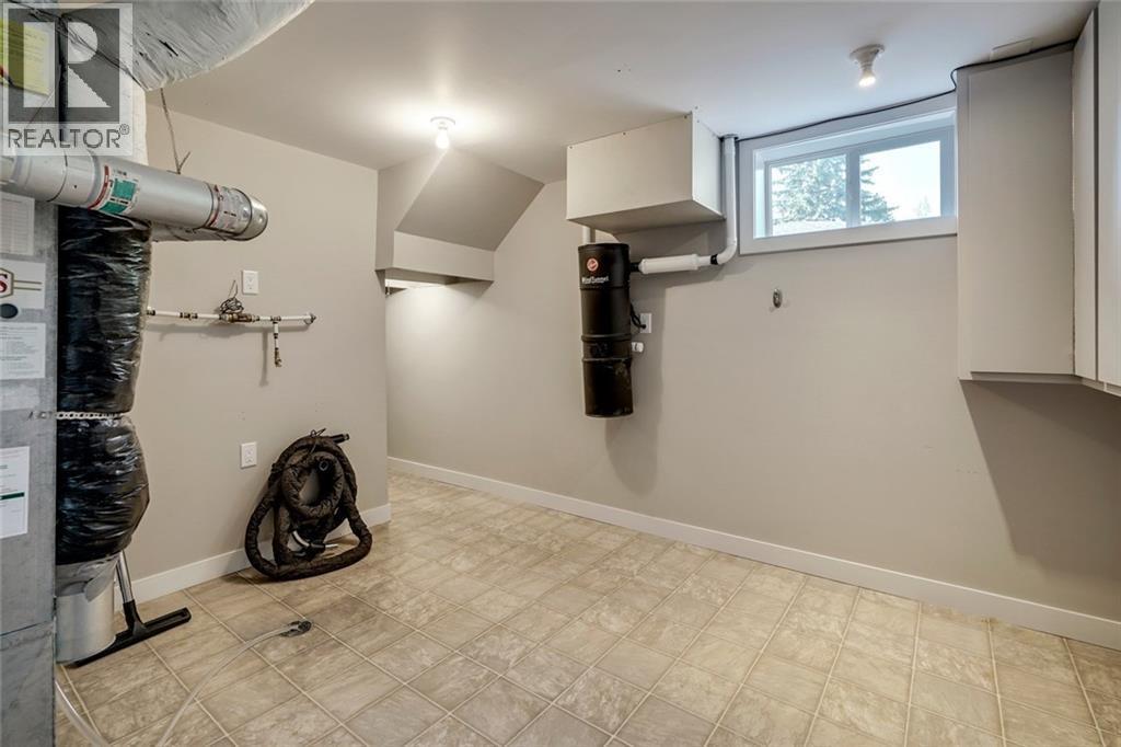 2203 25 Avenue NW, Calgary, Alberta  T2M 2C2 - Photo 33 - A2311804