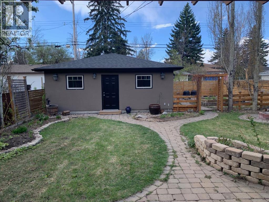 2203 25 Avenue NW, Calgary, Alberta  T2M 2C2 - Photo 36 - A2311804
