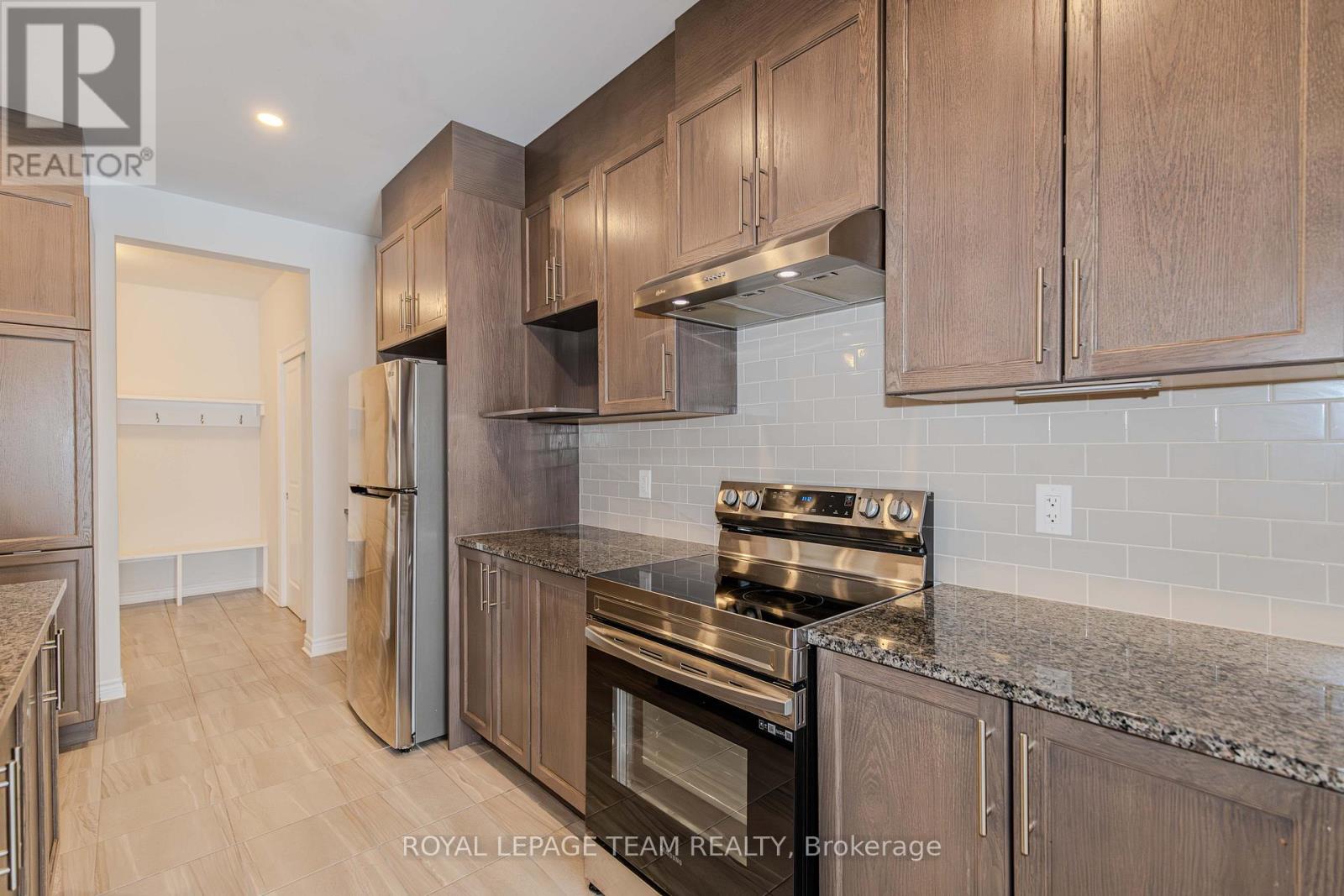 608 Enclave Lane, Clarence-Rockland, Ontario  K4K 0M8 - Photo 13 - X13140054