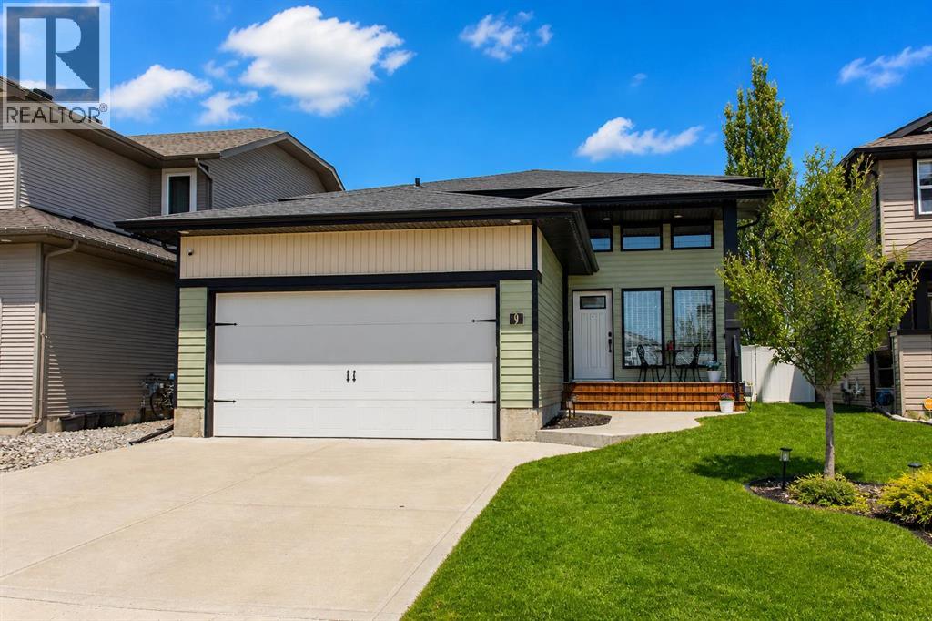 9 Bowman Circle, Sylvan Lake, Alberta  T4S 0H4 - Photo 1 - A2305622