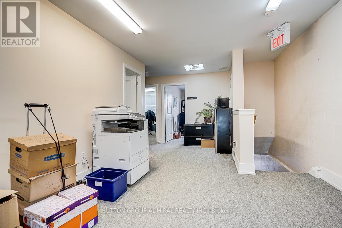 1184 Eglinton Avenue W, Toronto, Ontario  M6C 2E3 - Photo 16 - C13140050