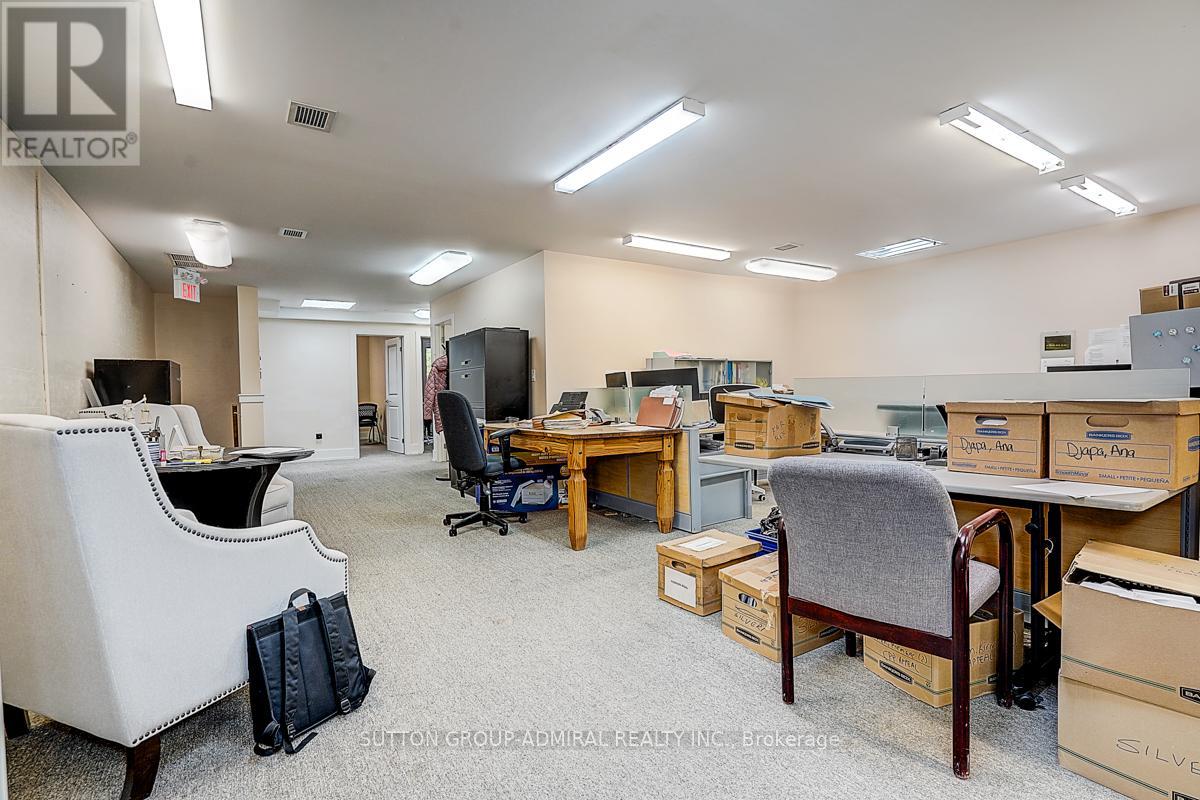 1184 Eglinton Avenue W, Toronto, Ontario  M6C 2E3 - Photo 17 - C13140050