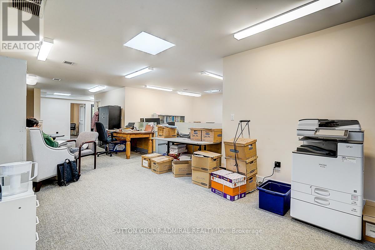 1184 Eglinton Avenue W, Toronto, Ontario  M6C 2E3 - Photo 18 - C13140050