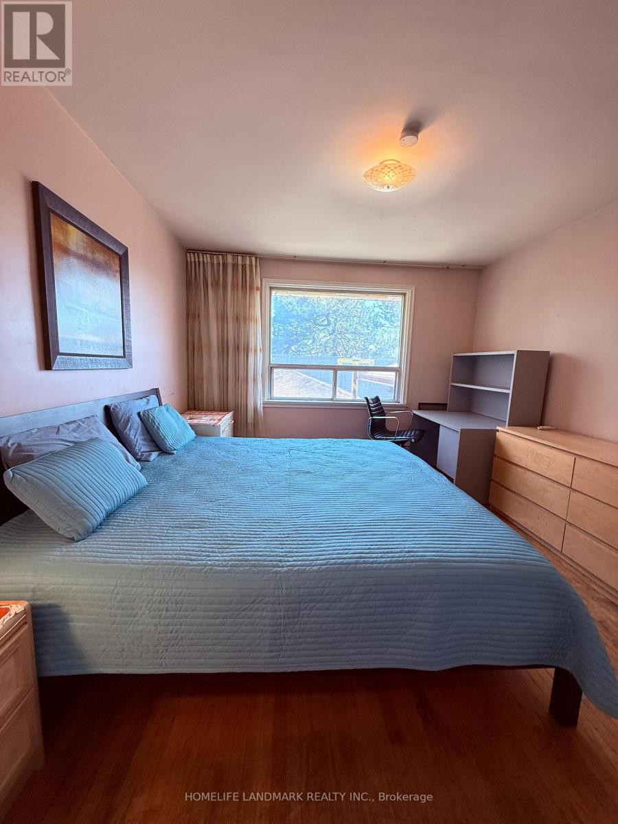 Upper Unit 1 - 17 Wishing Well Drive, Toronto, Ontario  M1T 1H9 - Photo 2 - E13140048