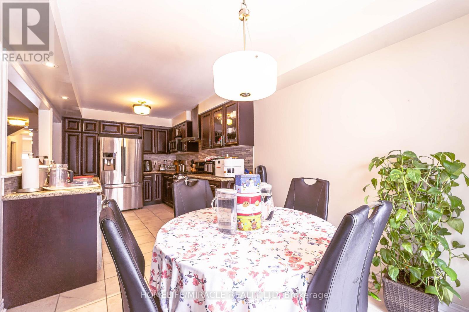 54 Mccourt Drive, Ajax, Ontario  L1Z 0P1 - Photo 9 - E13140052