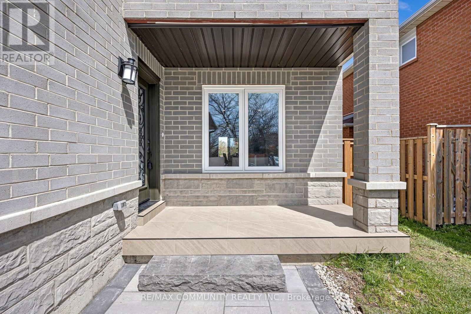 83 Kyla Crescent, Markham, Ontario  L3S 2Y4 - Photo 3 - N13140046