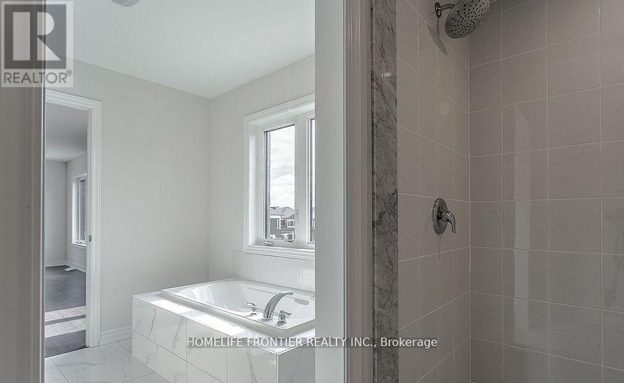 145 Terry Fox Drive, Barrie, Ontario  L9J 0L9 - Photo 27 - S13140074