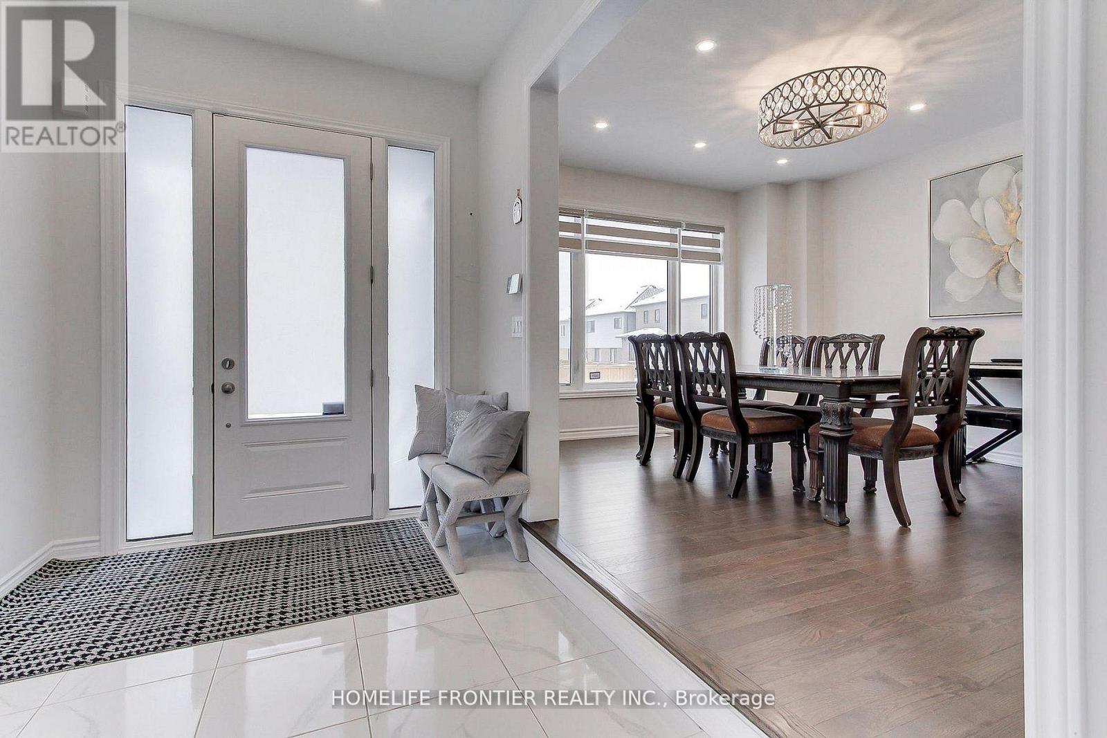 145 Terry Fox Drive, Barrie, Ontario  L9J 0L9 - Photo 6 - S13140074