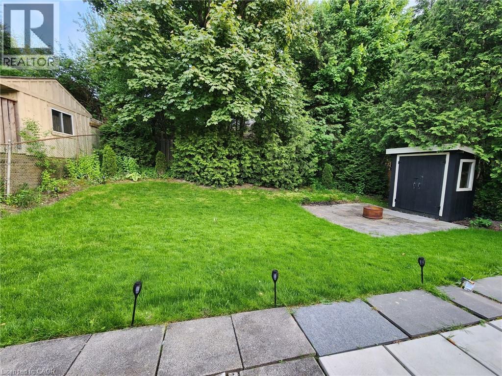 84 Pleasant Avenue, Dundas, Ontario  L9H 3T4 - Photo 41 - 40827706