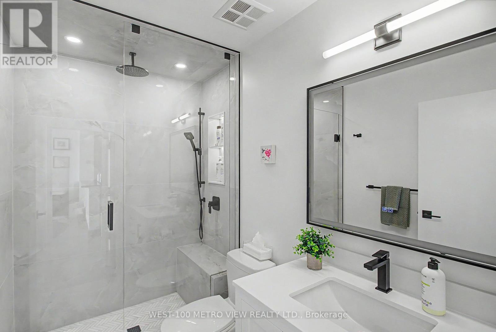 415 - 1001 Roselawn Avenue, Toronto, Ontario  M6B 4M4 - Photo 14 - W13140070