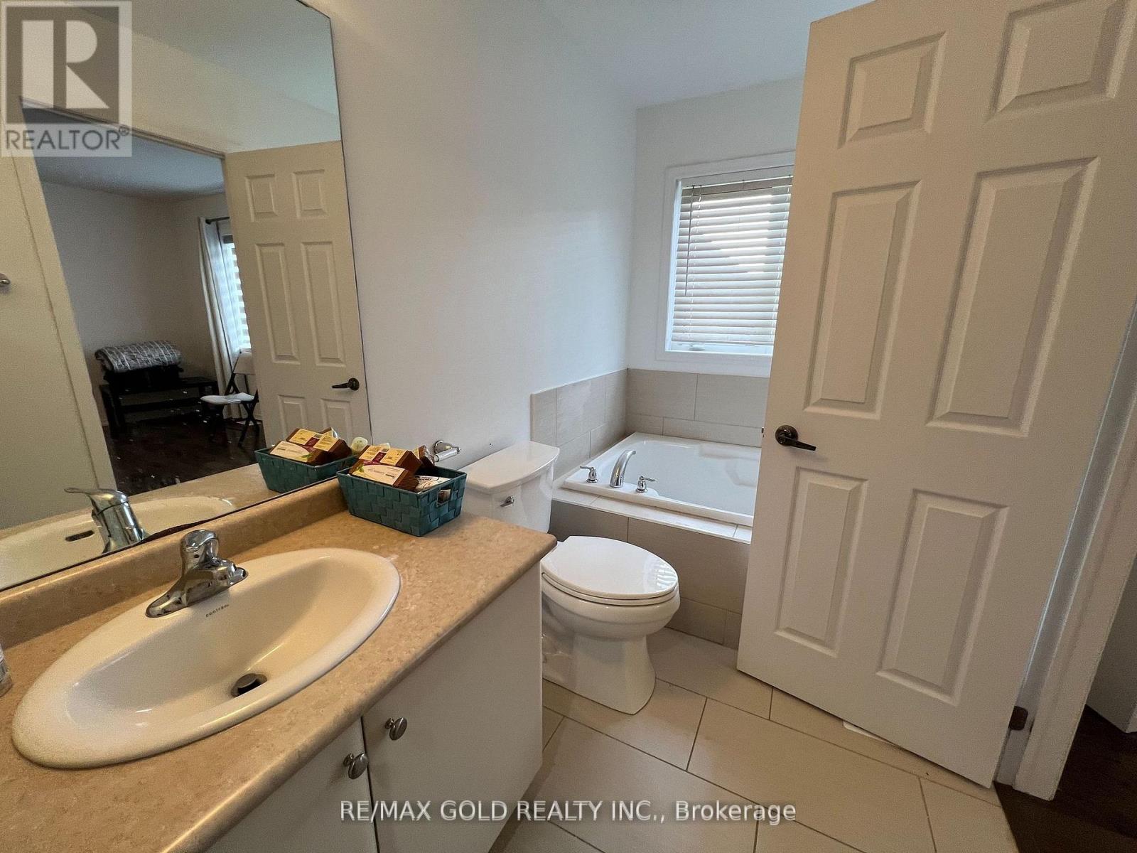43 Arnold Marshall Boulevard, Haldimand, Ontario  N3W 0B3 - Photo 16 - X13140056