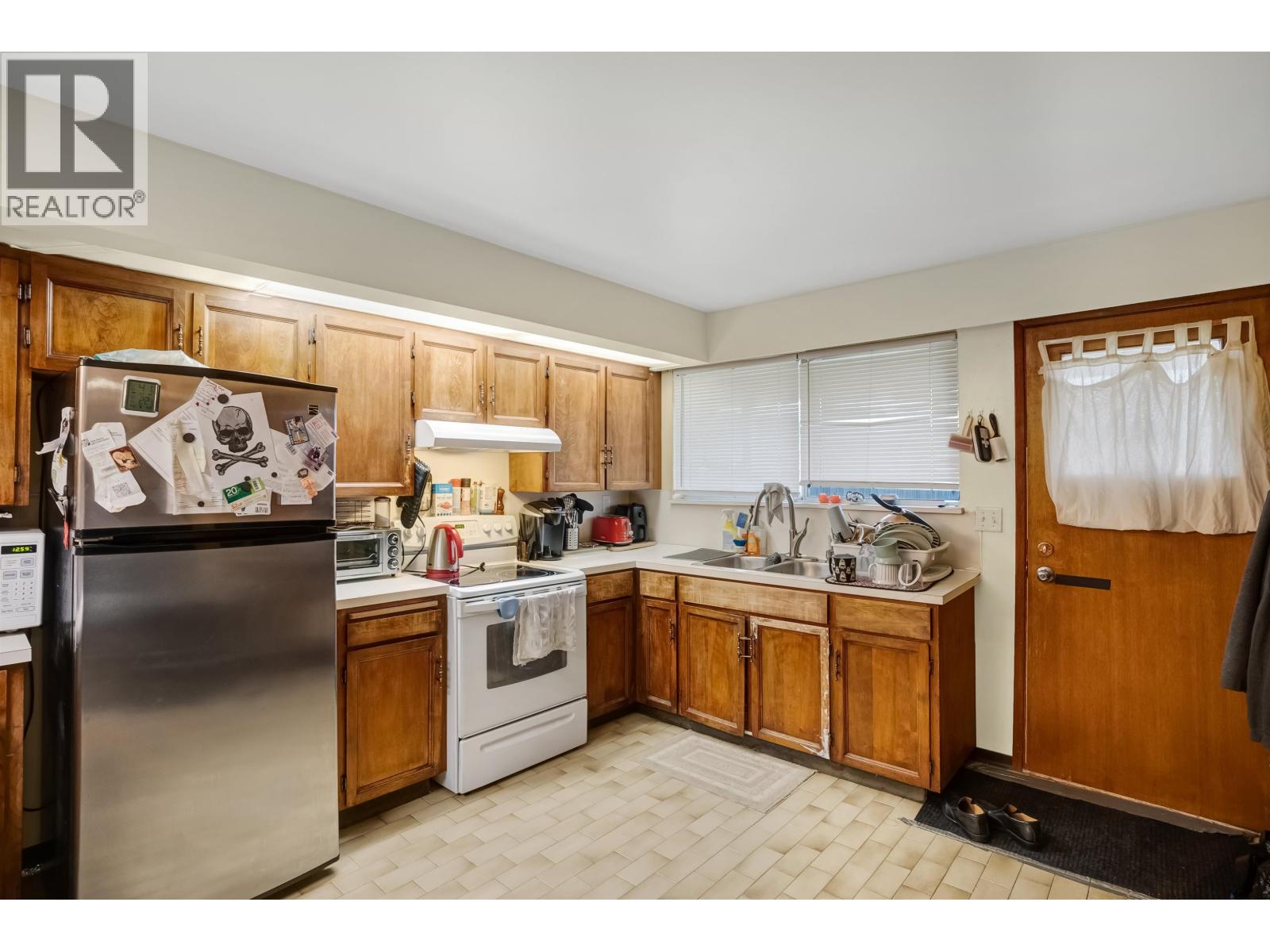 3963  - 3965 Gilpin Street, Burnaby, British Columbia  V5G 2H2 - Photo 30 - R3124576