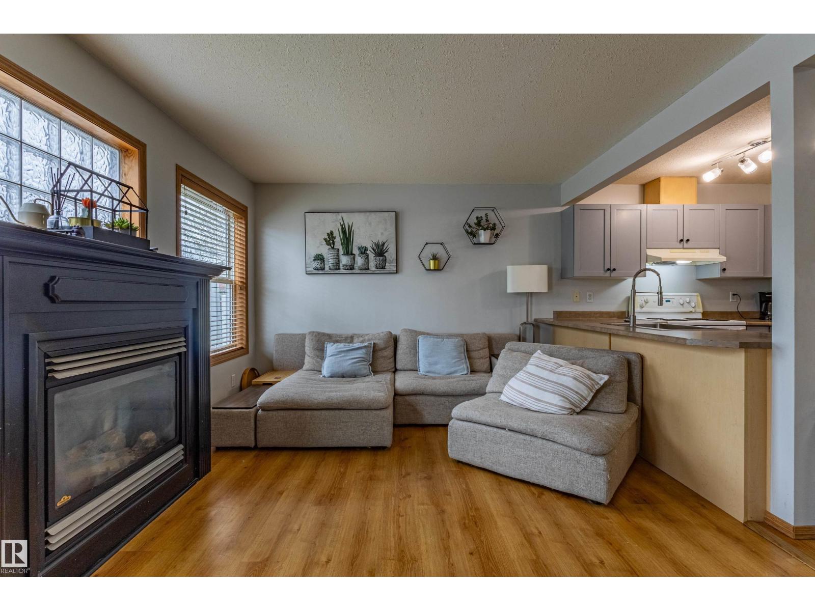 #93 16823 84 St Nw, Edmonton, Alberta  T5Z 3S4 - Photo 9 - E4488404
