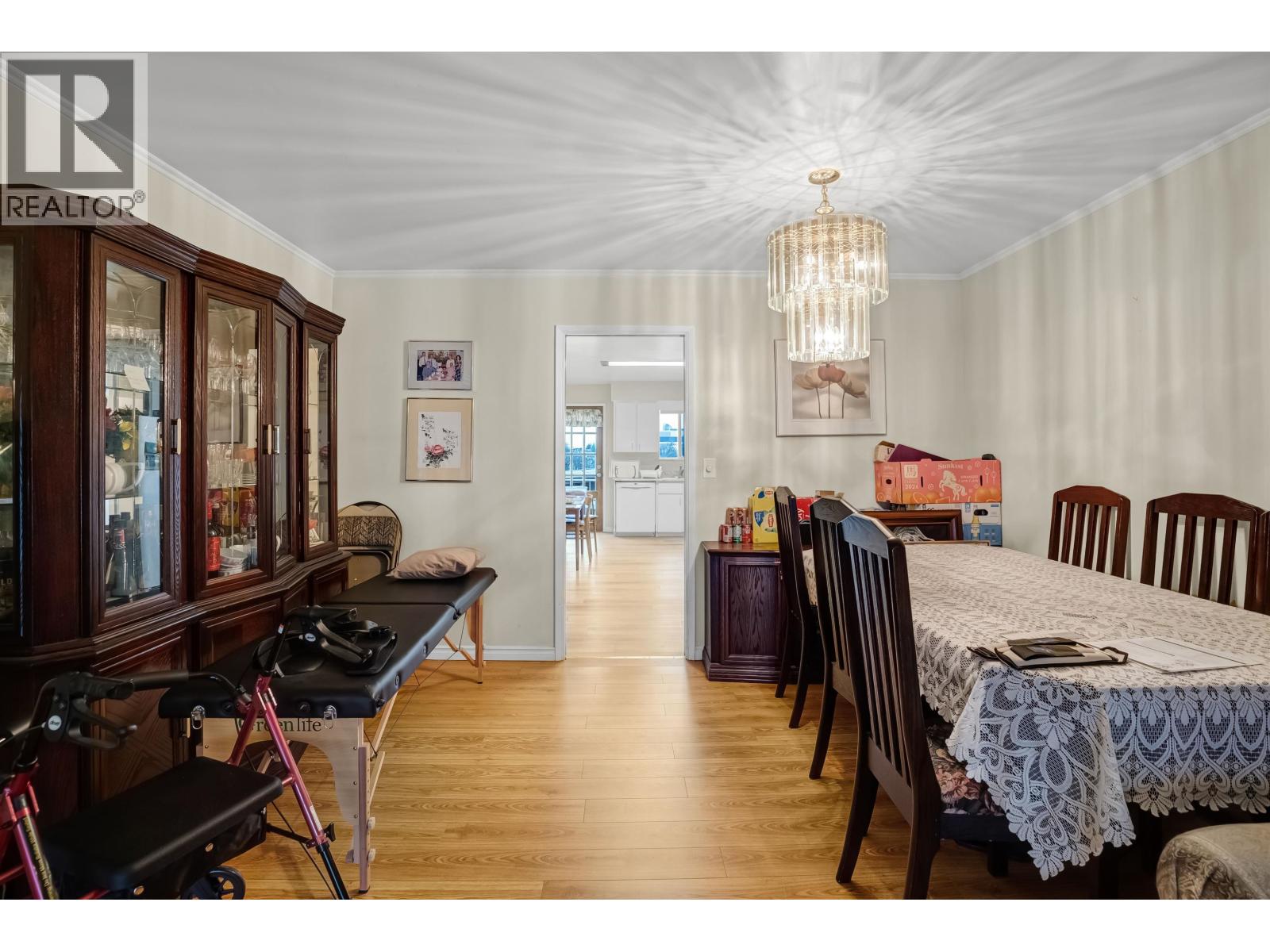 3963  - 3965 Gilpin Street, Burnaby, British Columbia  V5G 2H2 - Photo 8 - R3124575