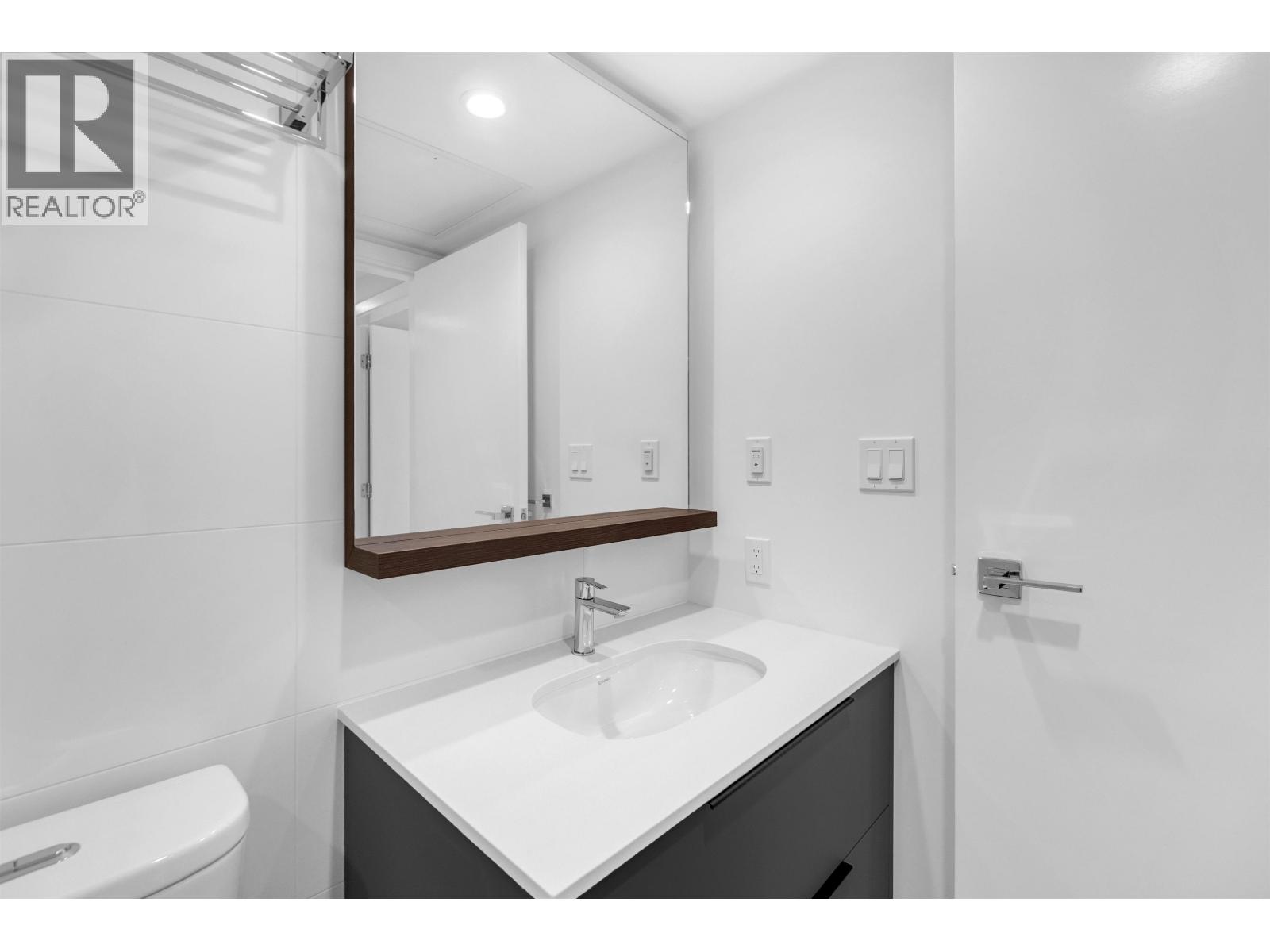 3207 567 Emerson St, Coquitlam, British Columbia  V3J 0M8 - Photo 13 - R3124574