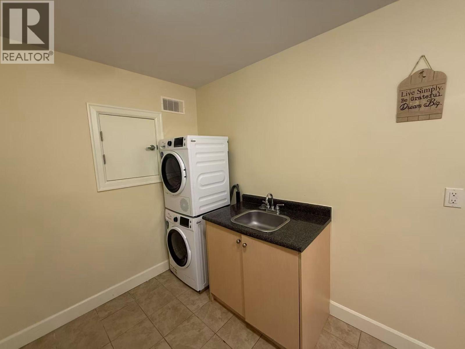 Basement 7994 Elwell Street, Burnaby, British Columbia  V5E 1M4 - Photo 6 - R3124577