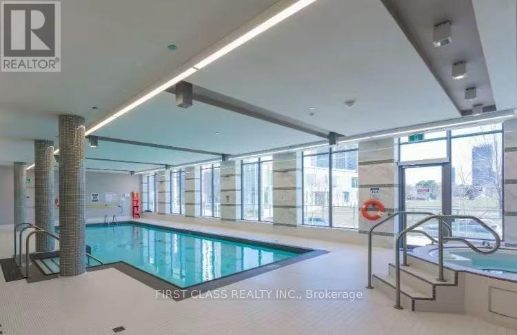 36 Forest Manor Road E, Toronto, Ontario  M2J 0H3 - Photo 6 - C13140076