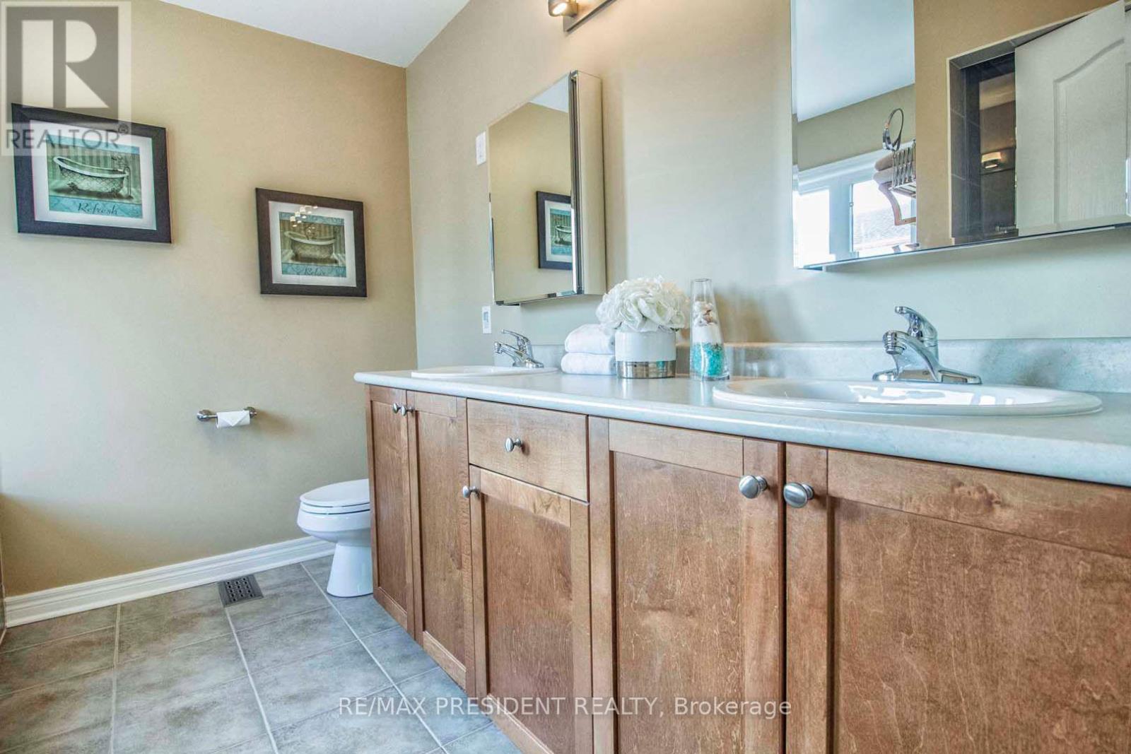 44 Robitaille Drive, Brampton, Ontario  L6R 0H6 - Photo 24 - W13103666