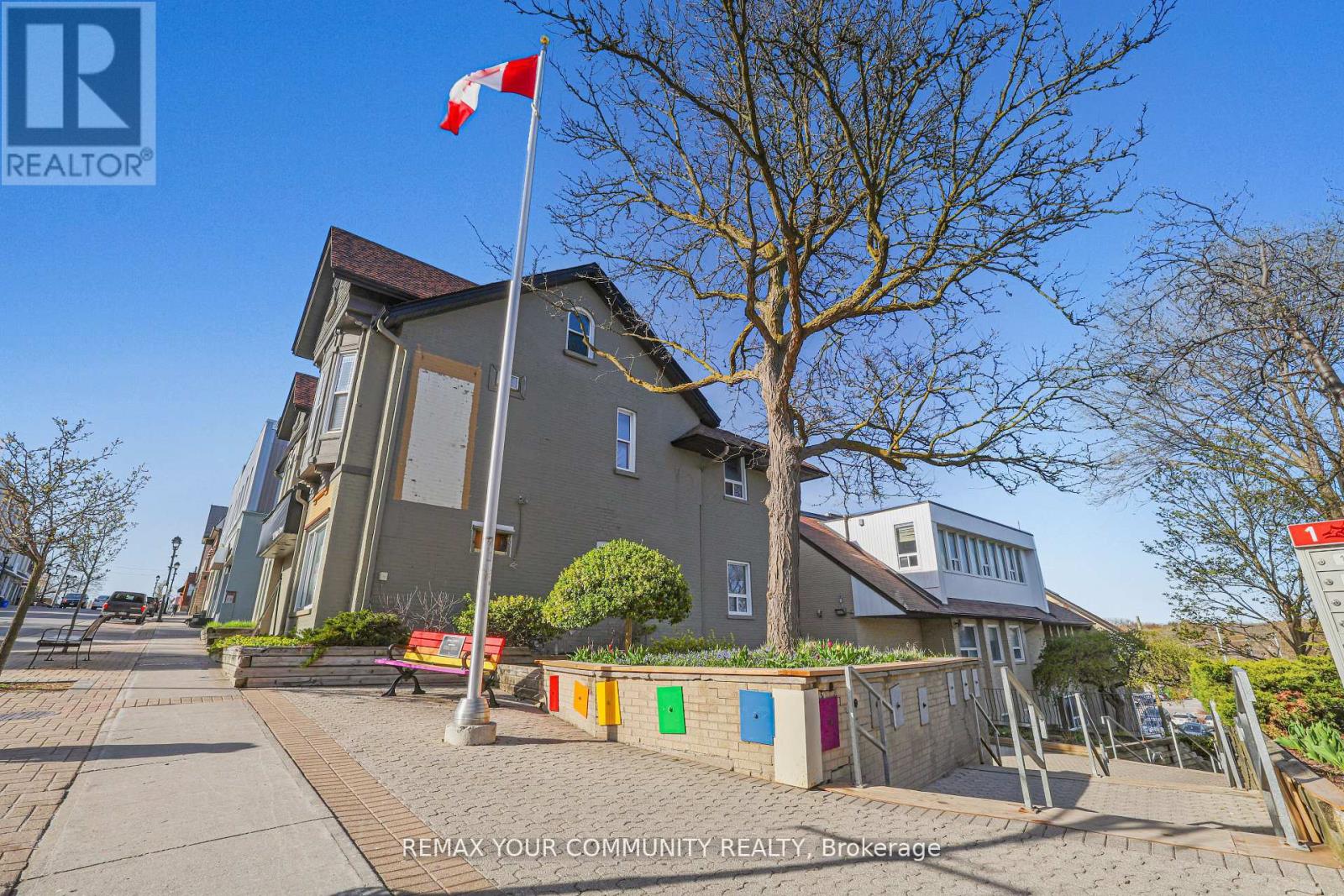 4c - 171 Main Street S, Newmarket, Ontario  L3Y 3Y9 - Photo 2 - N13140092