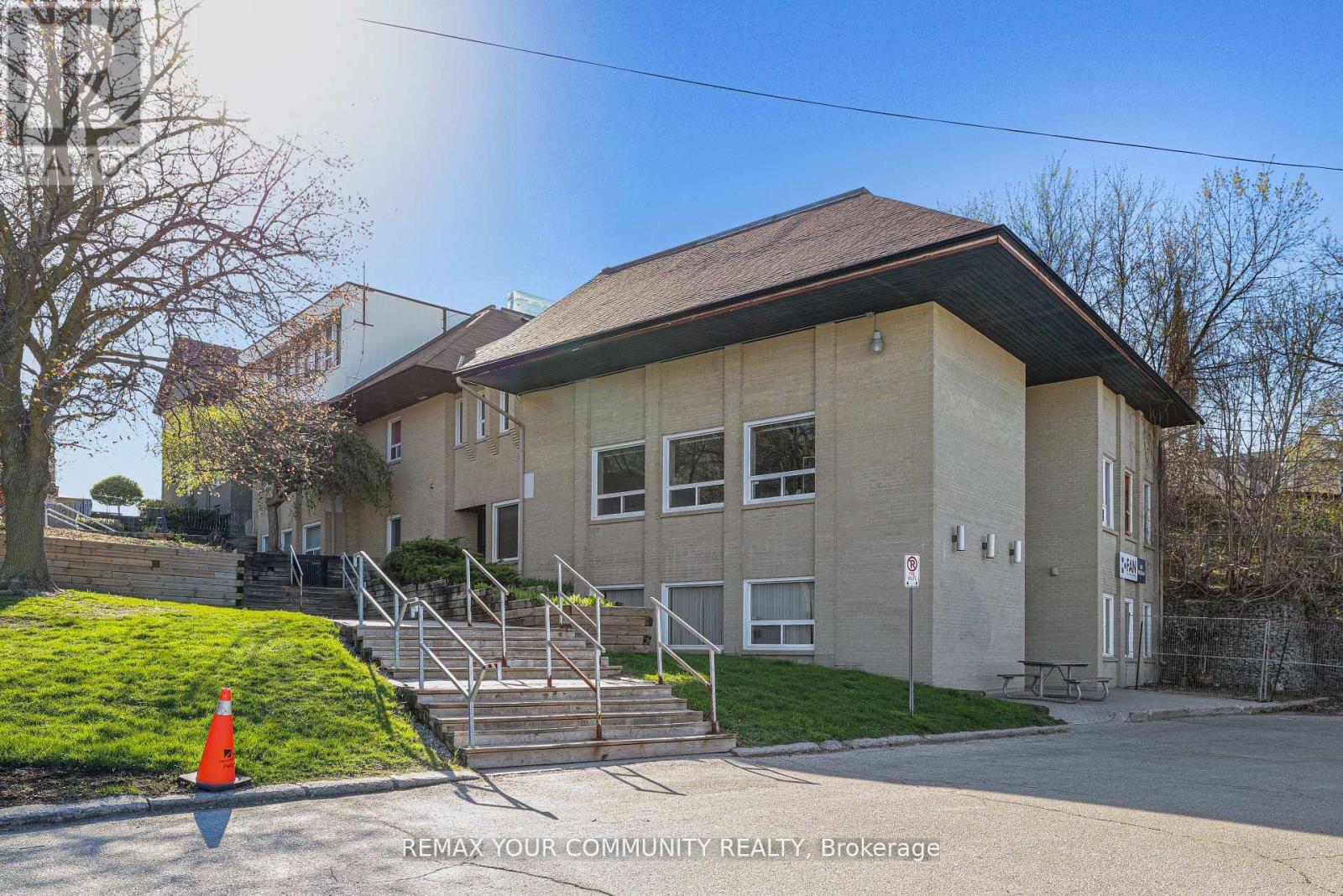 4a - 171 Main Street S, Newmarket, Ontario  L3Y 3Y9 - Photo 5 - N13140094