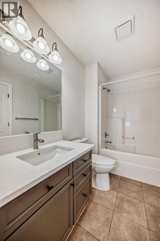 79 Saddlebrook Way Ne, Calgary, Alberta  T3J 5M8 - Photo 25 - A2311881