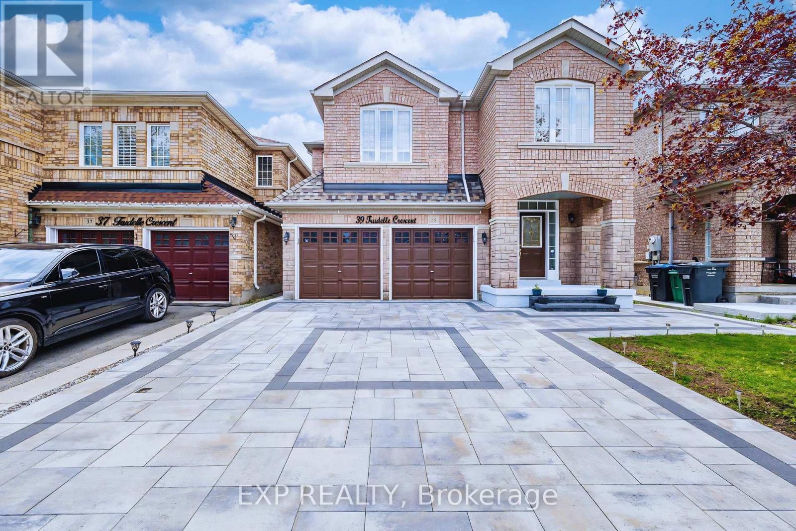 39 TRUDELLE CRESCENT, Brampton, Ontario
