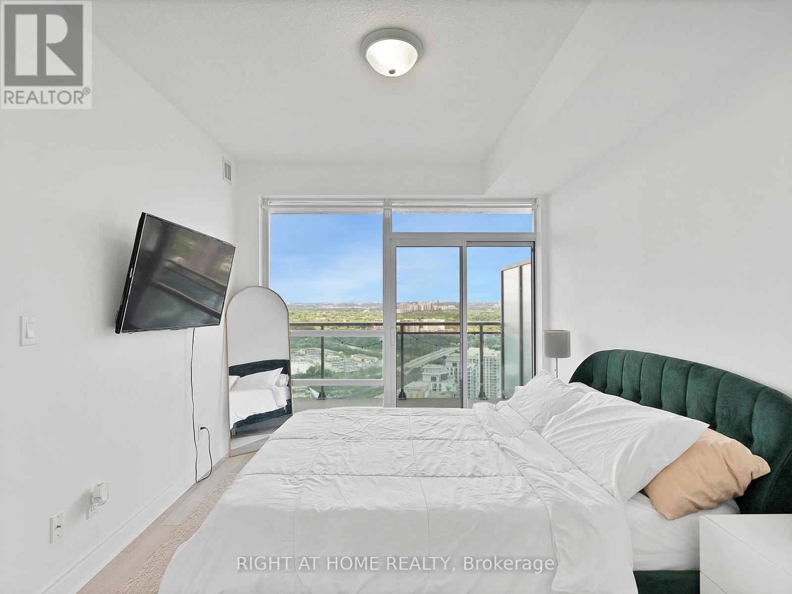 3504 - 16 Brookers Lane, Toronto, Ontario  M8V 0A5 - Photo 10 - W13140090