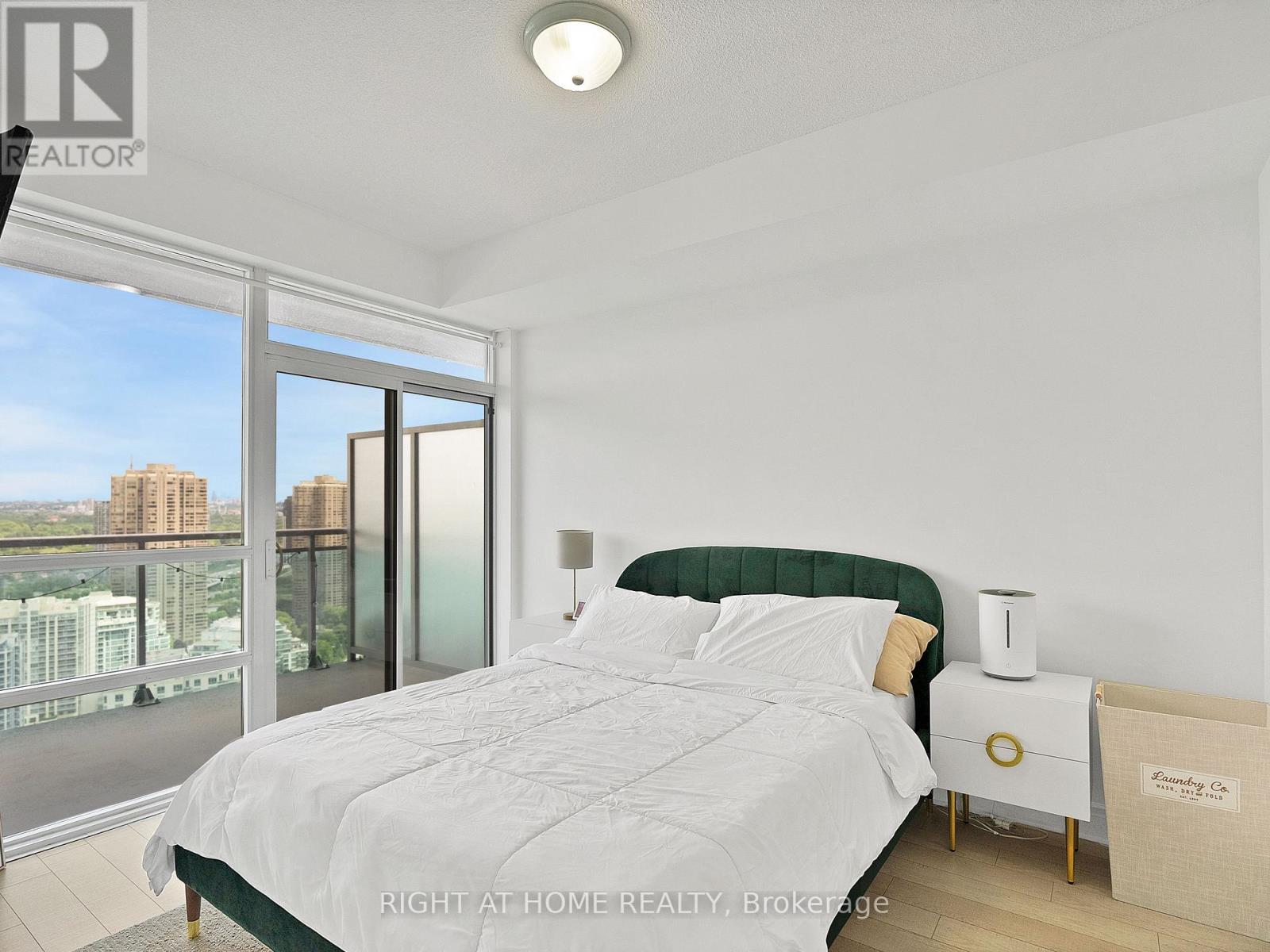 3504 - 16 Brookers Lane, Toronto, Ontario  M8V 0A5 - Photo 12 - W13140090