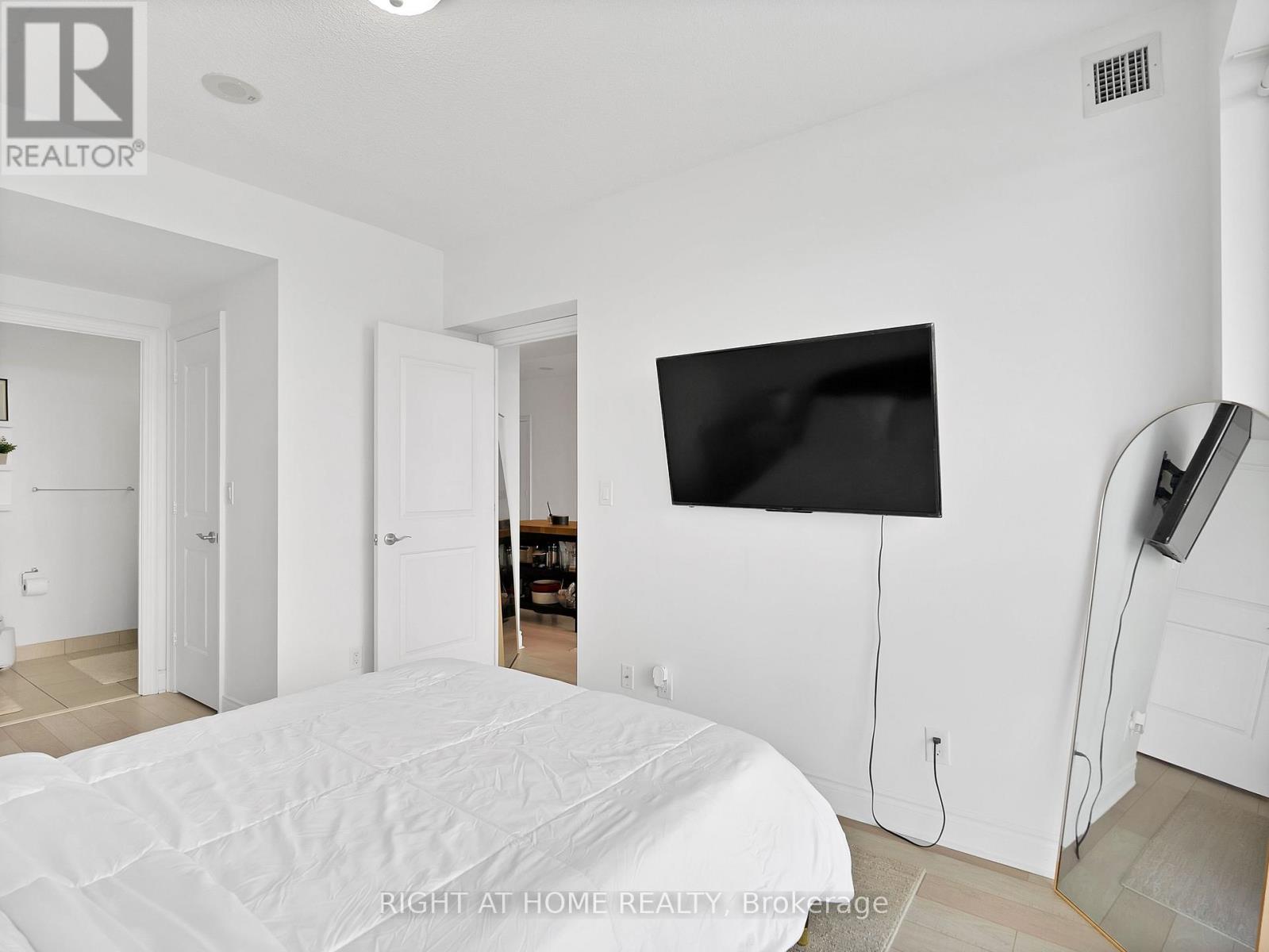 3504 - 16 Brookers Lane, Toronto, Ontario  M8V 0A5 - Photo 13 - W13140090