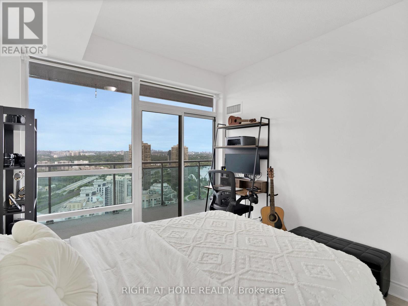 3504 - 16 Brookers Lane, Toronto, Ontario  M8V 0A5 - Photo 18 - W13140090