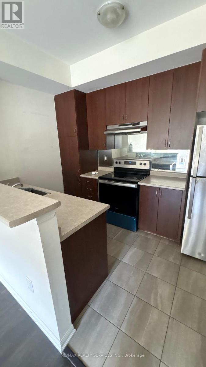 103 - 250 Sunny Meadow Boulevard, Brampton, Ontario  L6R 3Y7 - Photo 17 - W13139686