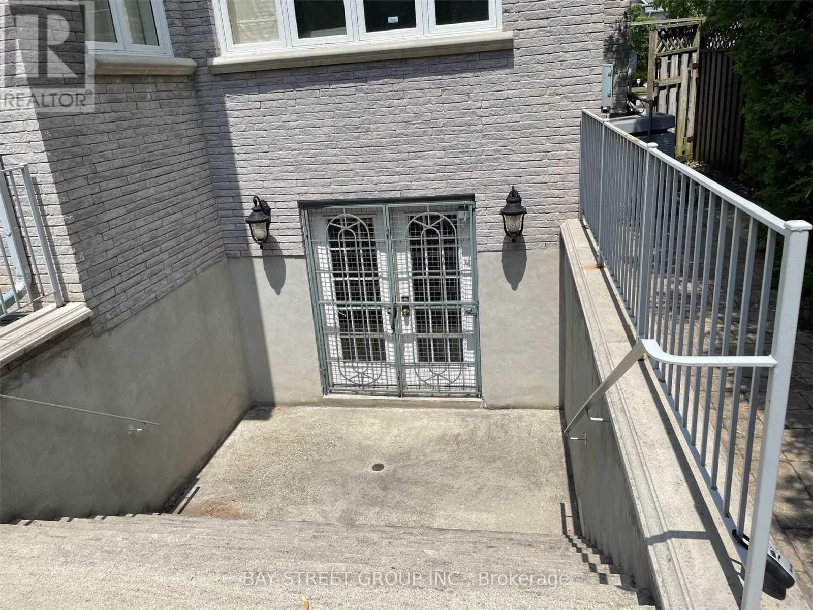 201 Mckee Avenue, Toronto, Ontario  M2N 4C9 - Photo 10 - C13140112